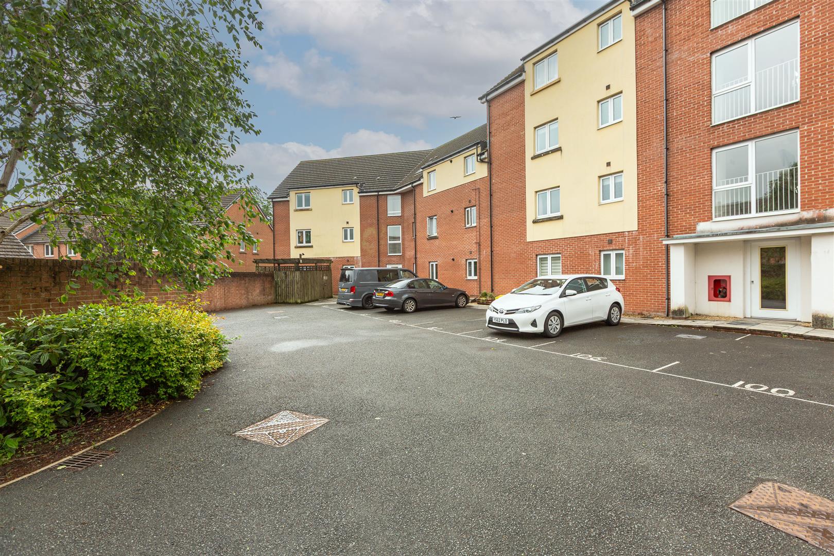 New Cut Road, Swansea, SA1 2DL
